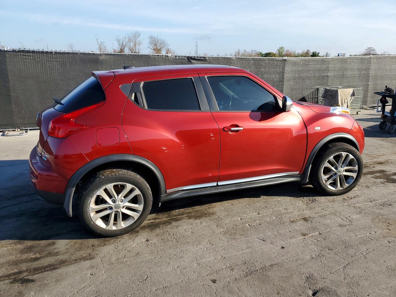 Nissan JUKE S