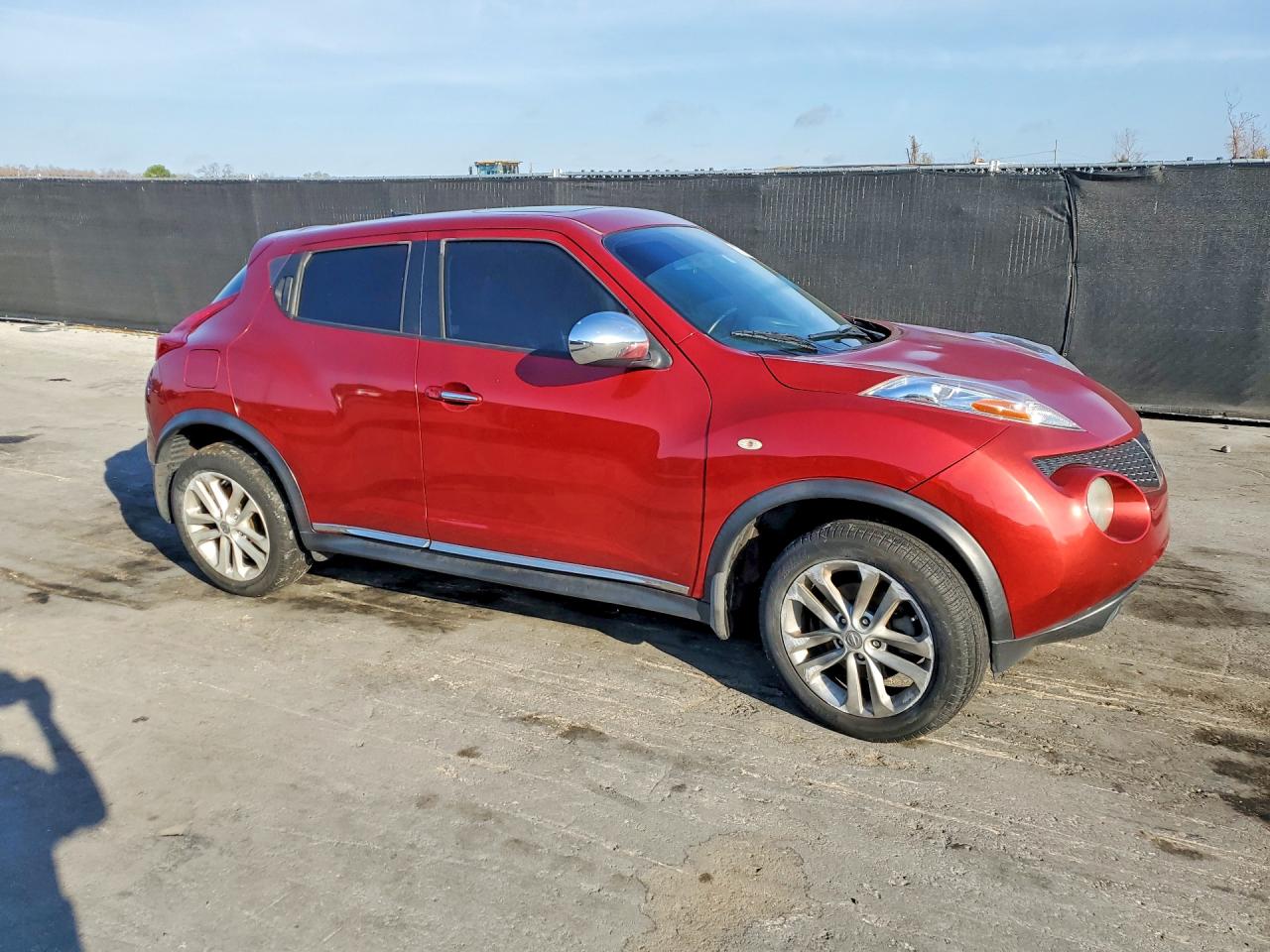 Nissan JUKE S