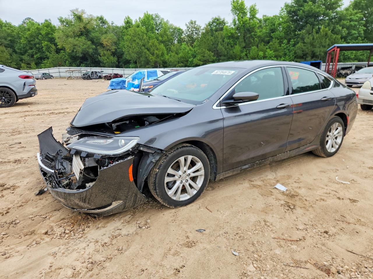 Salvage Chrysler 200 Image