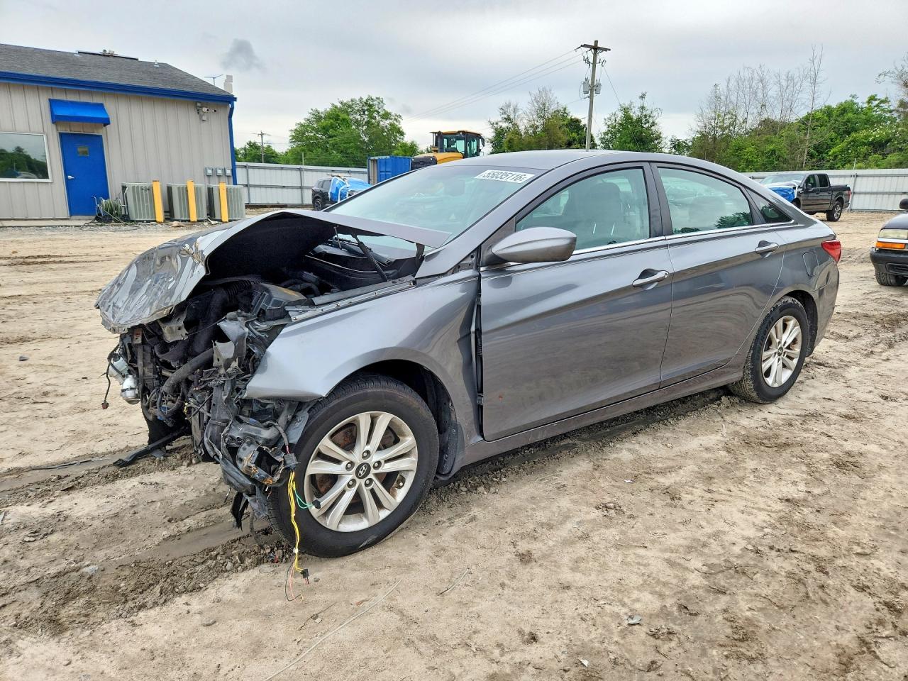 Salvage Hyundai SONATA Image