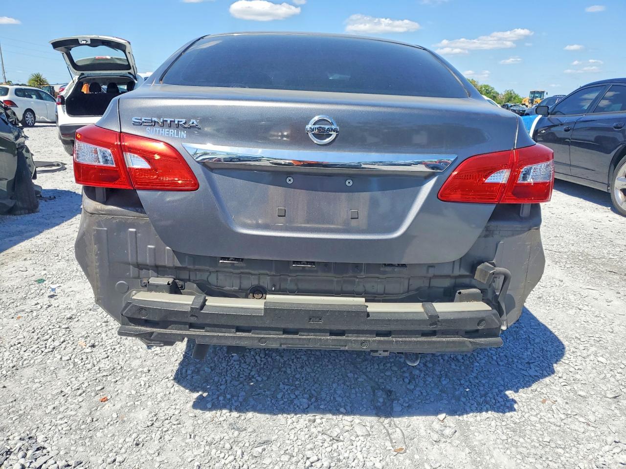 Nissan Sentra S