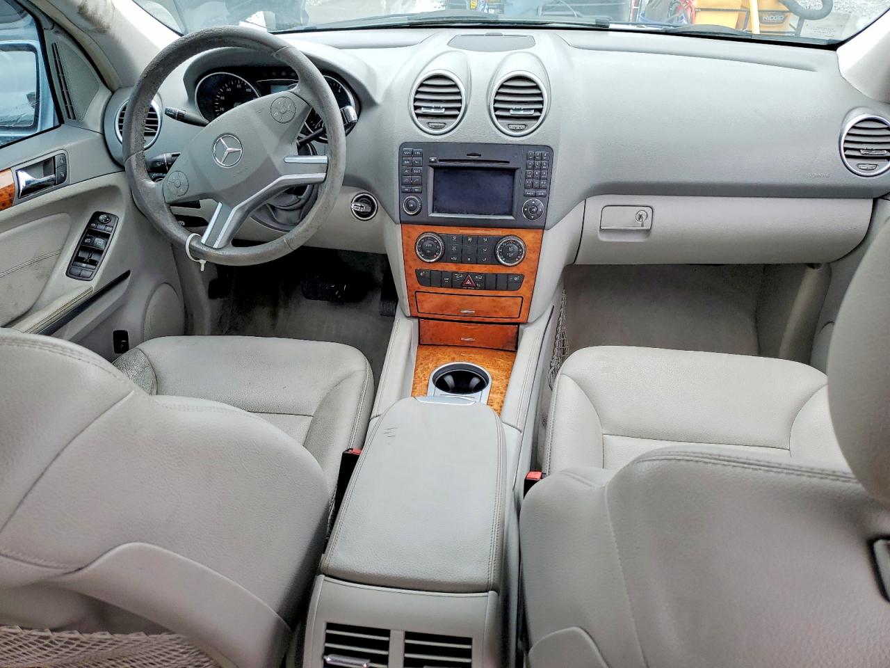 Mercedes-Benz M-Class 350