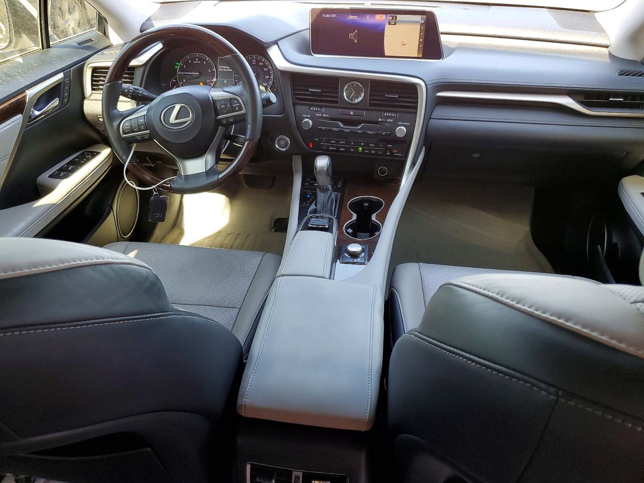 Lexus RX Base