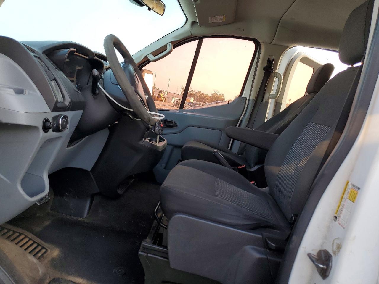 Ford Transit T-350