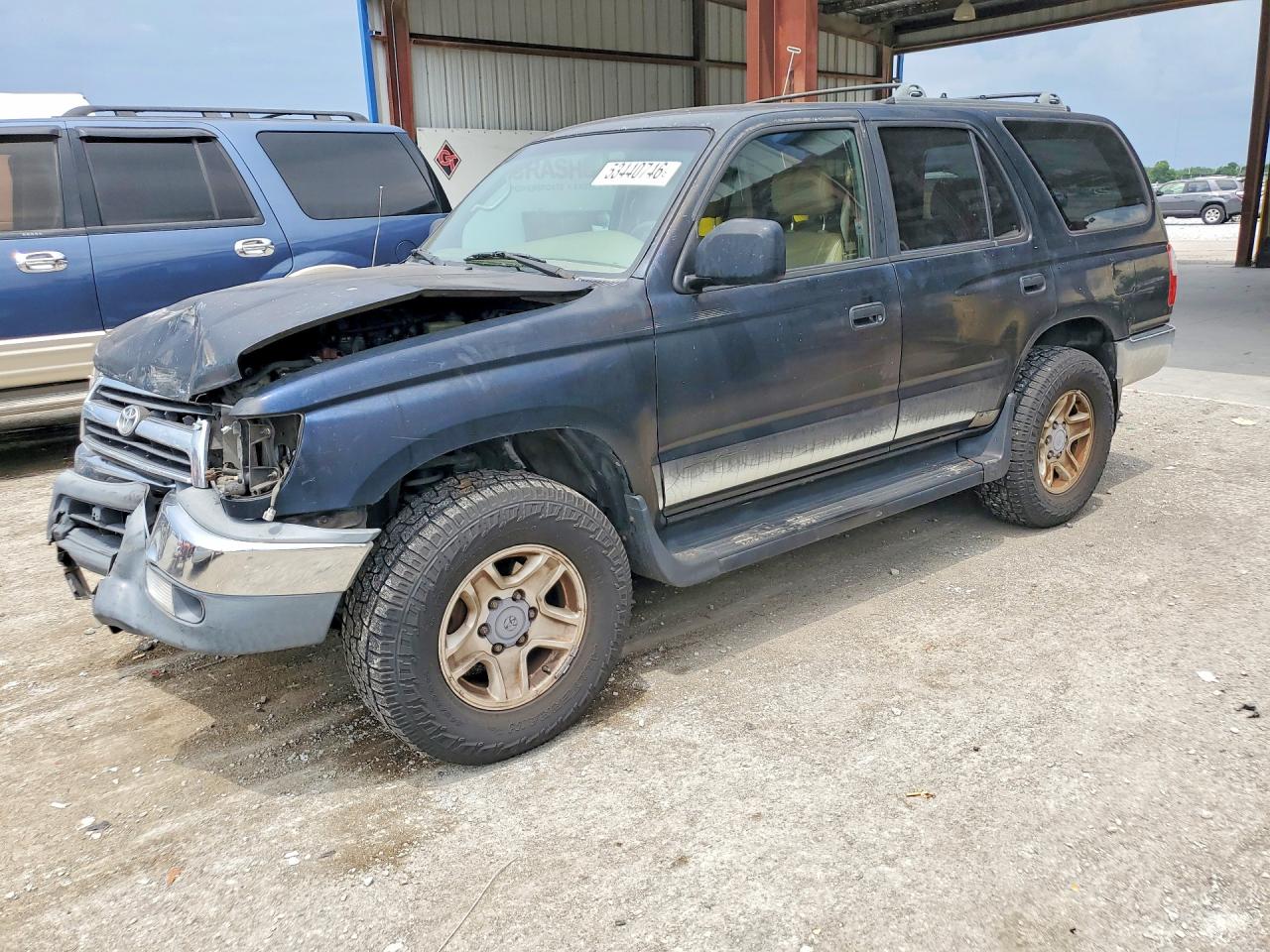 Salvage Toyota 4Runner Image