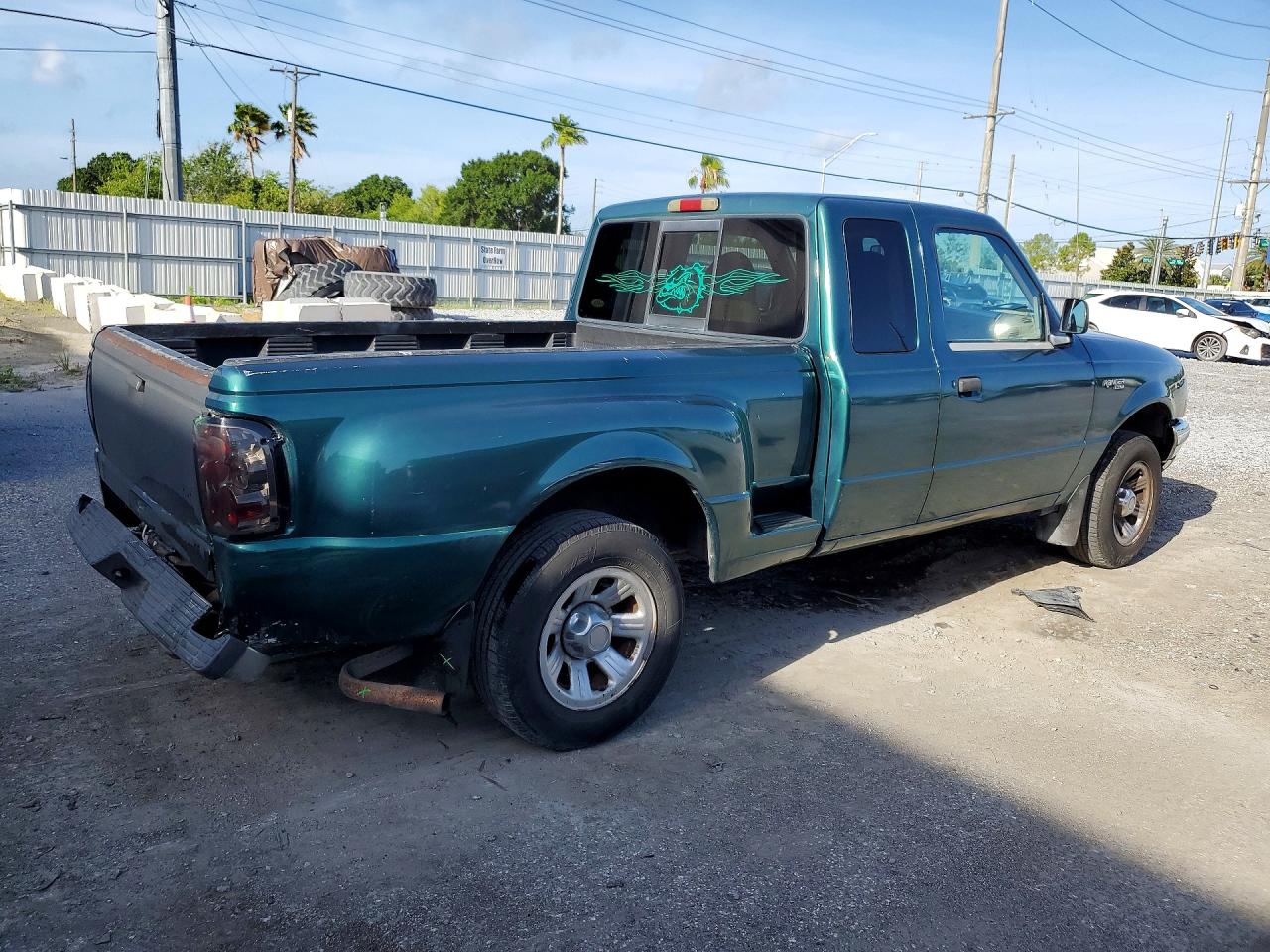 Ford Ranger Super Cab
