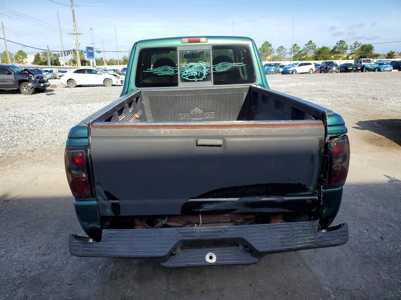 Ford Ranger Super Cab