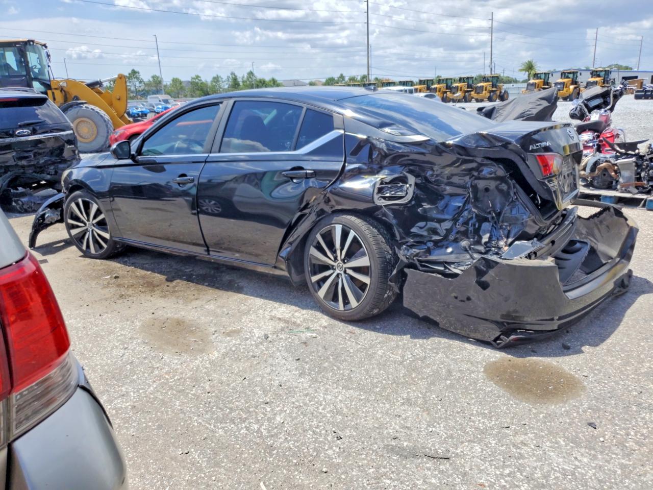 Nissan Altima Sr