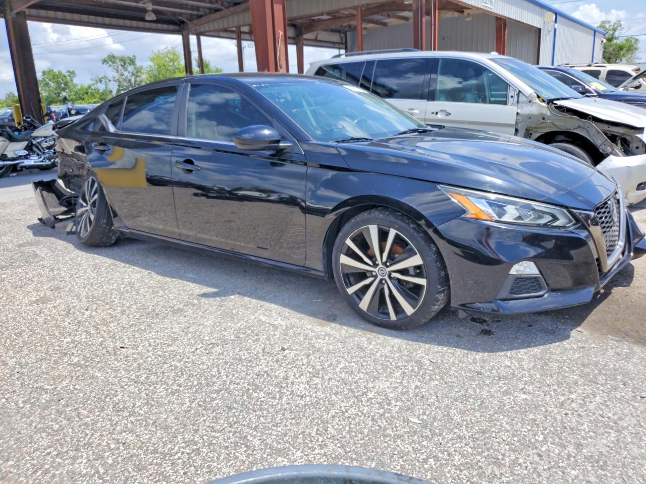 Nissan Altima Sr