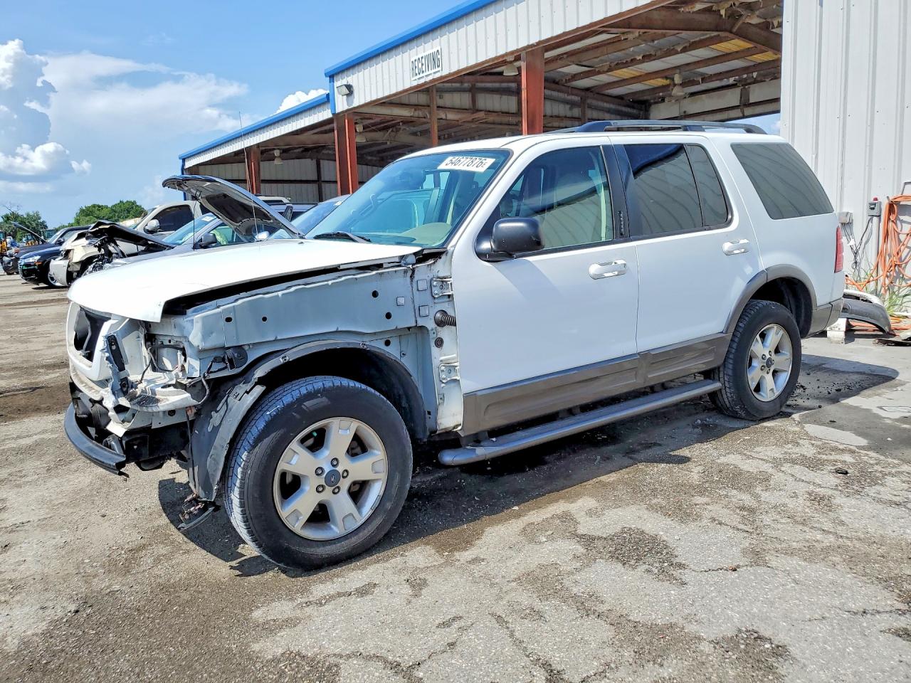 Salvage Ford Explorer Image