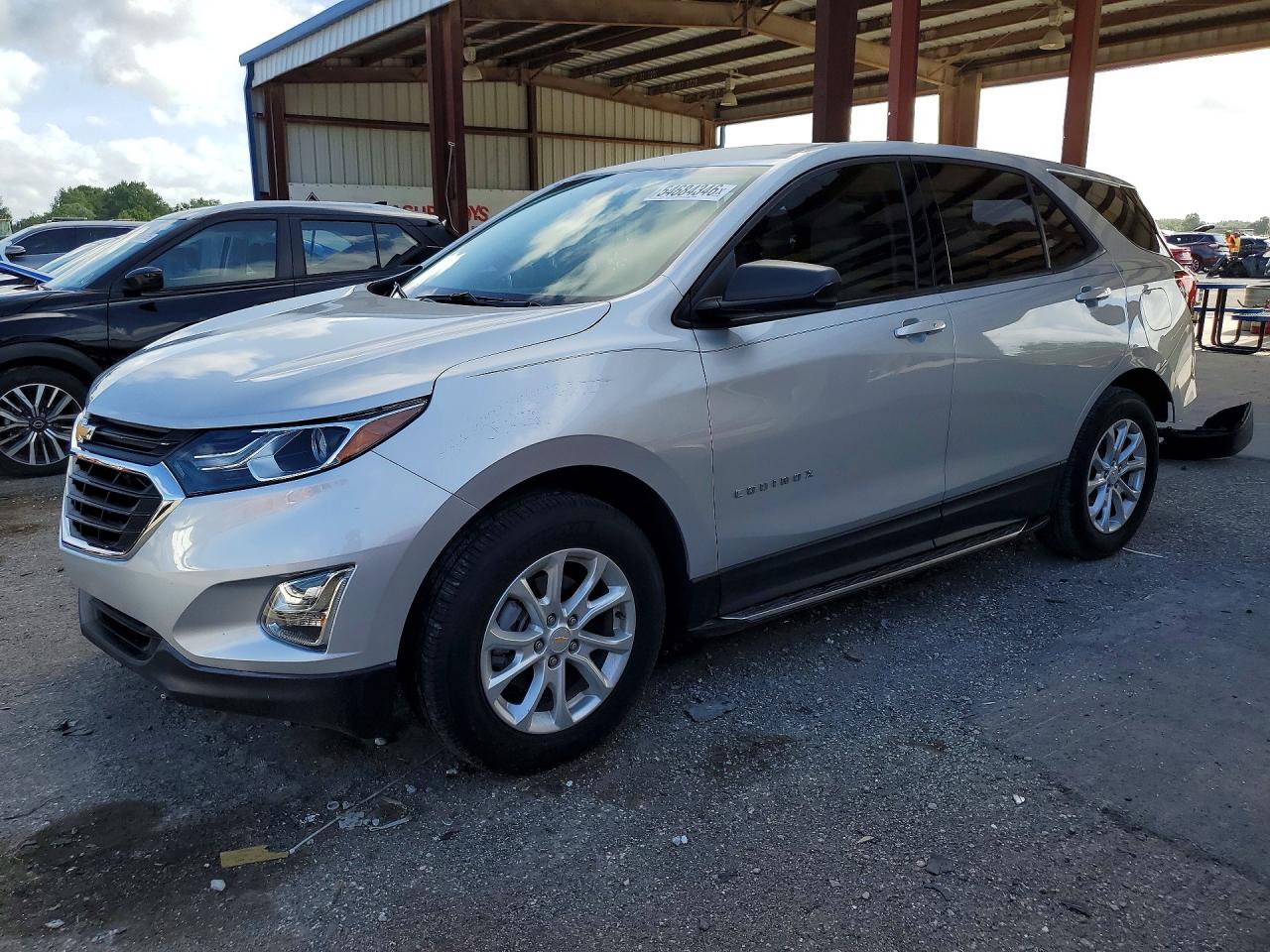 Salvage Chevrolet Equinox Image