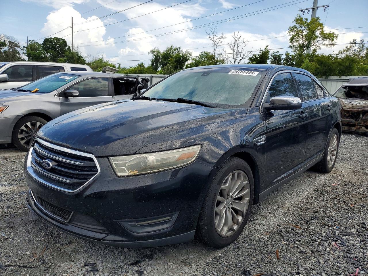 Salvage Ford Taurus Image