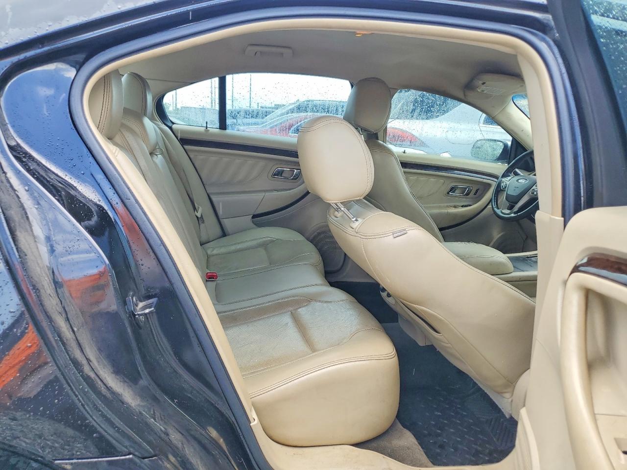 Ford Taurus Limited