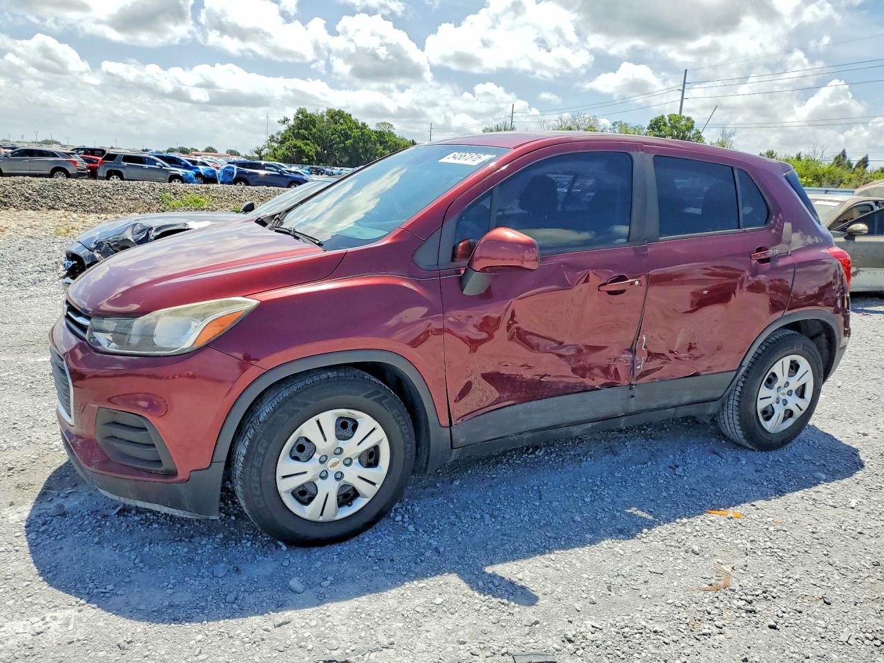 Salvage Chevrolet Trax Image