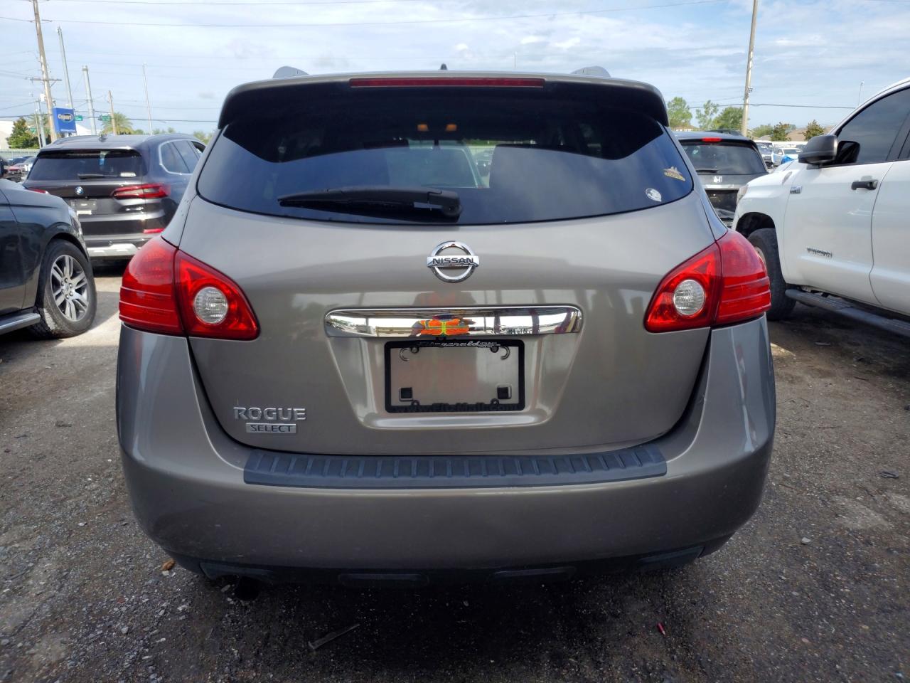Nissan Rogue S