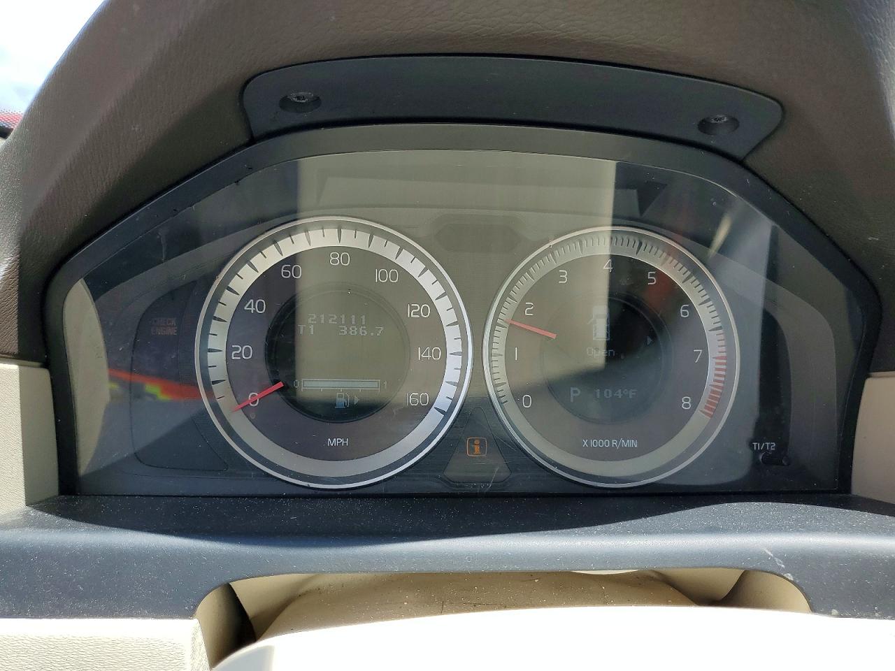 Volvo XC70 3.2