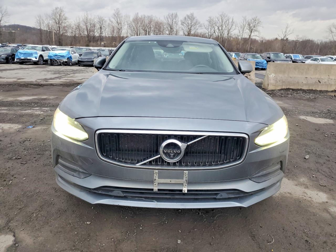 Volvo S90 T6 Momentum