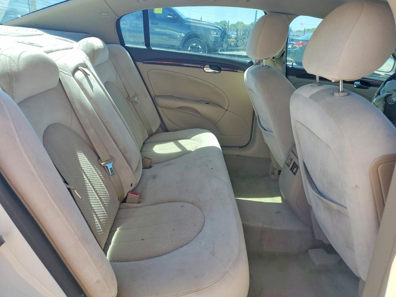 Buick Lucerne Cx