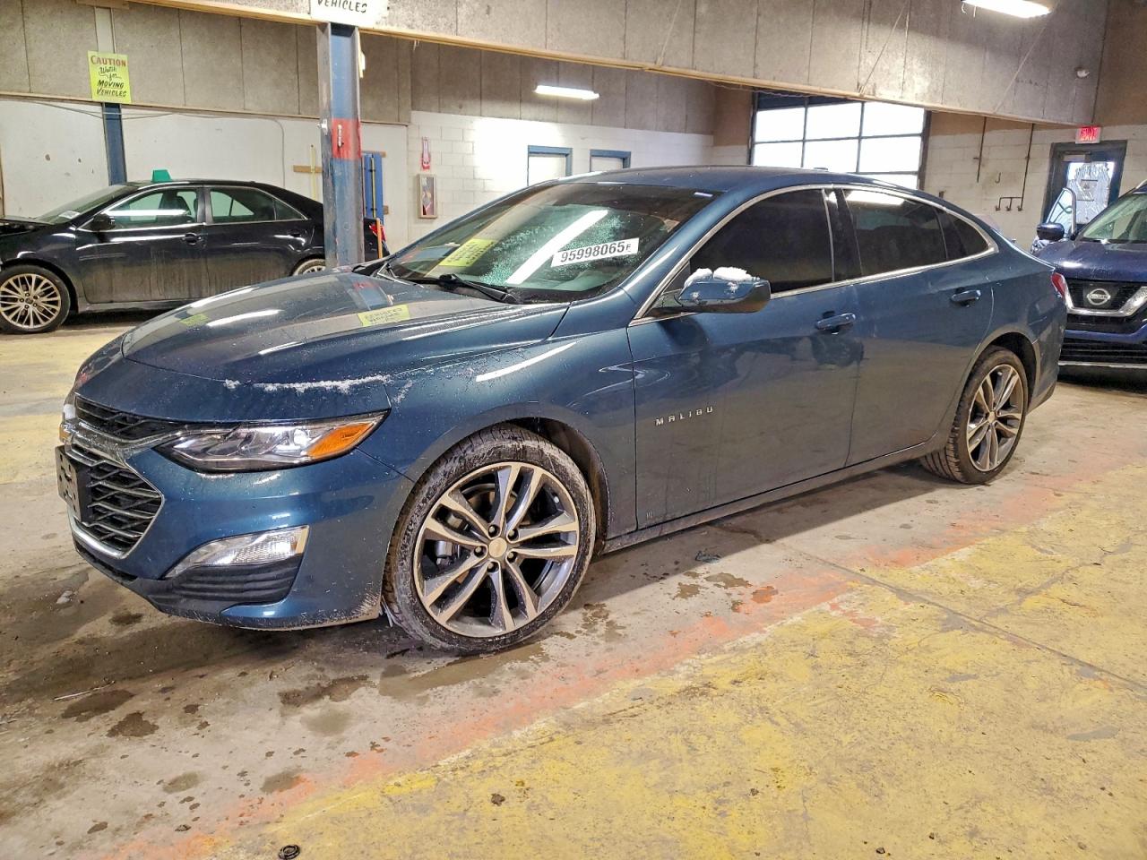 Salvage Chevrolet Malibu Image