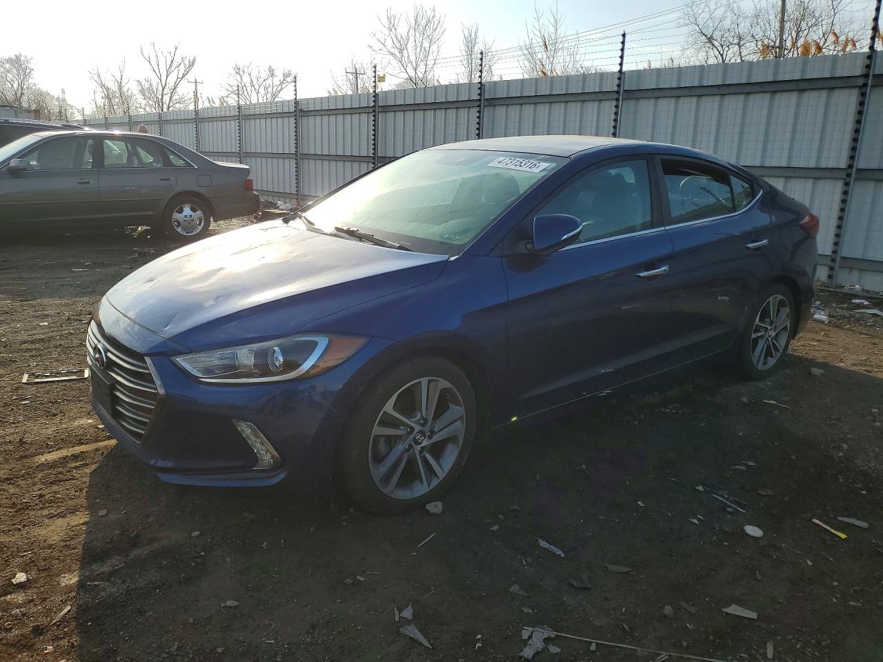 Salvage Hyundai ELANTRA Image