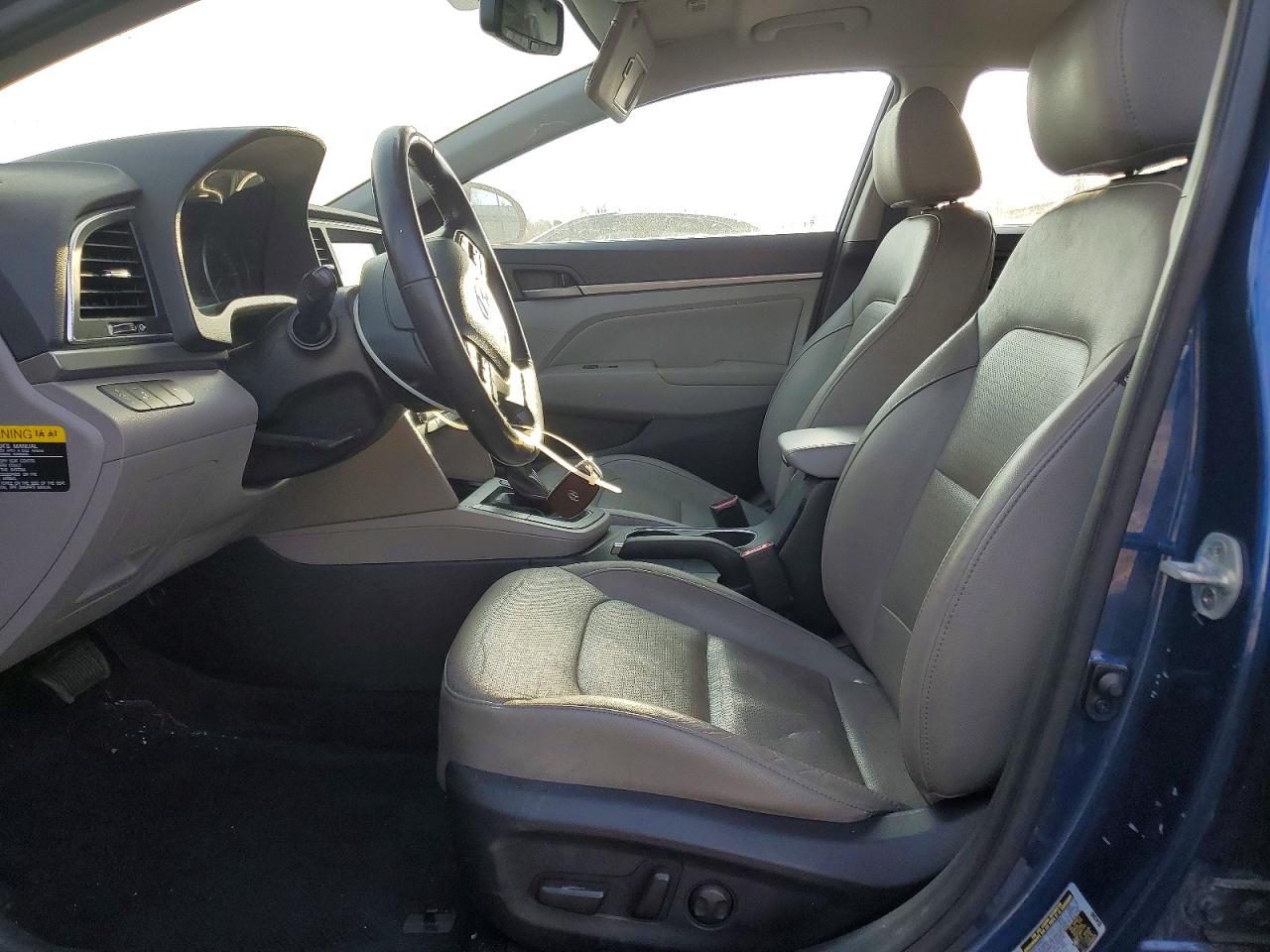 Hyundai ELANTRA Limited