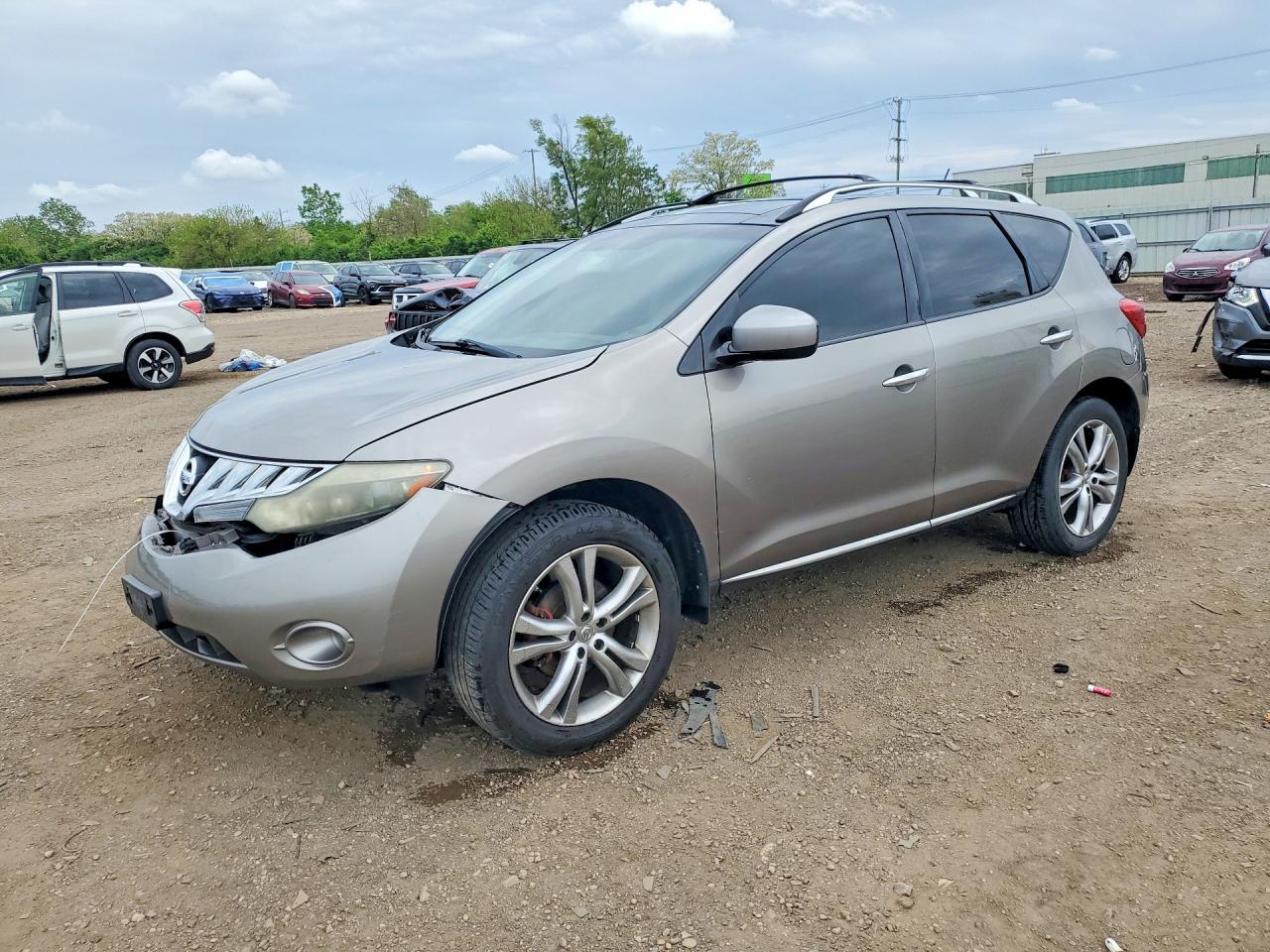 Salvage Nissan Murano Image
