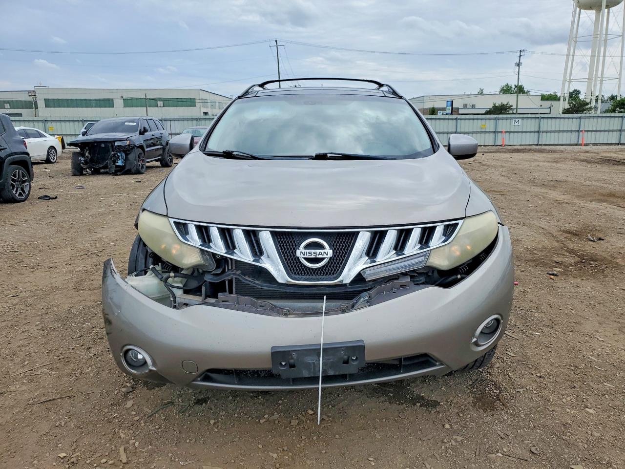 Nissan Murano S
