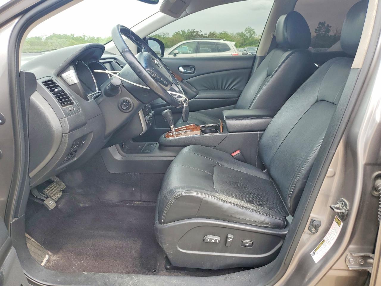 Nissan Murano S