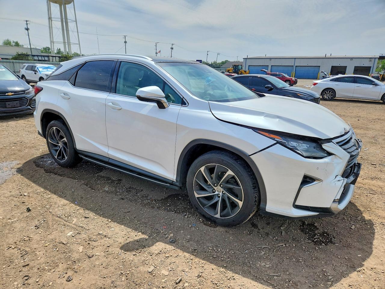 Lexus RX Base