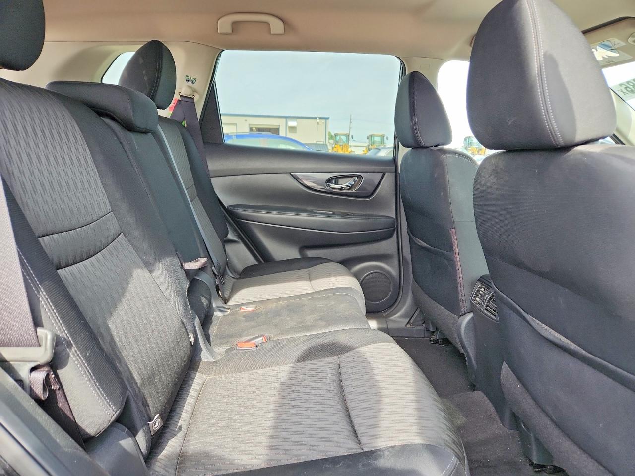 Nissan Rogue Sv