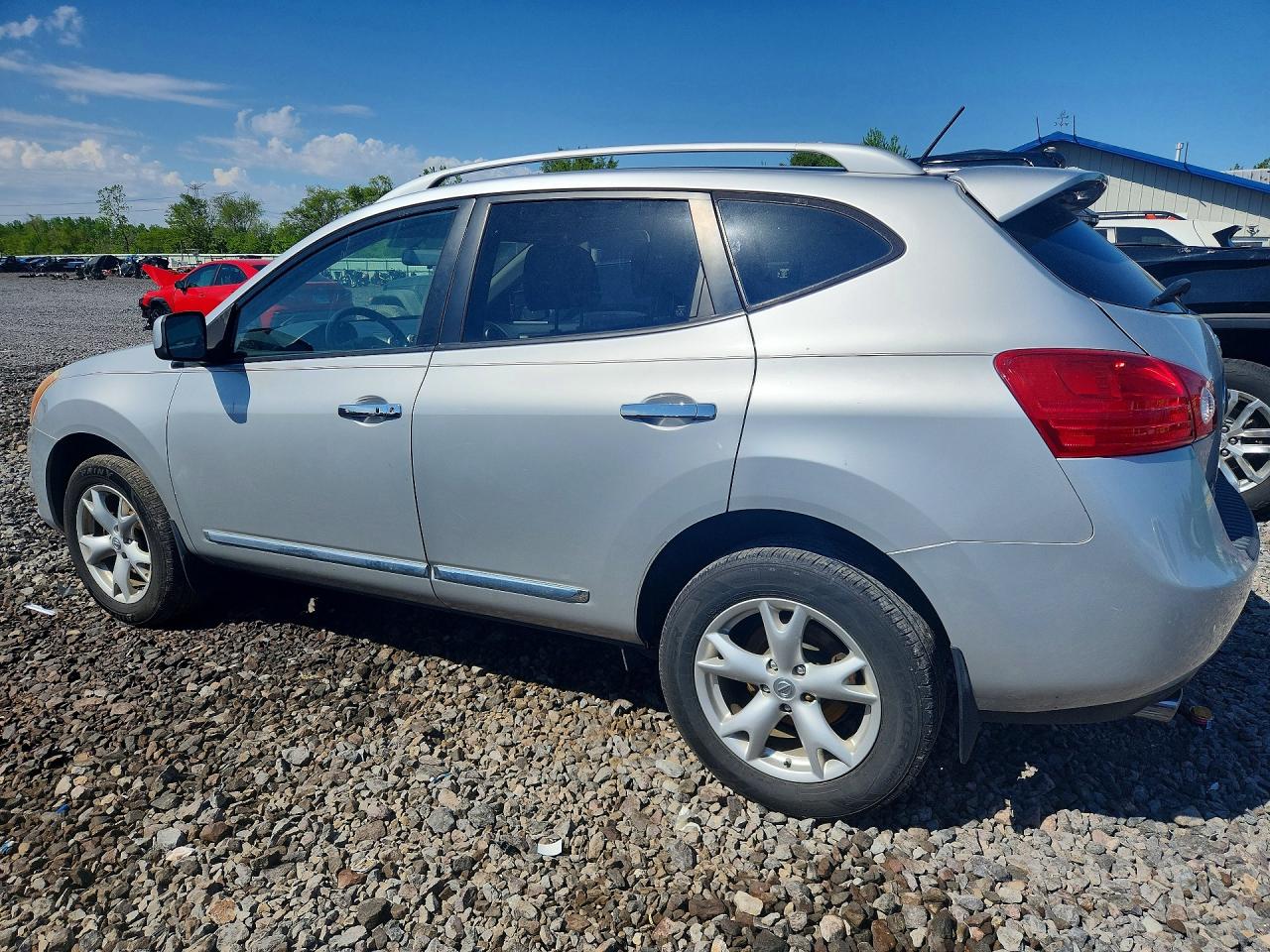 Nissan Rogue S
