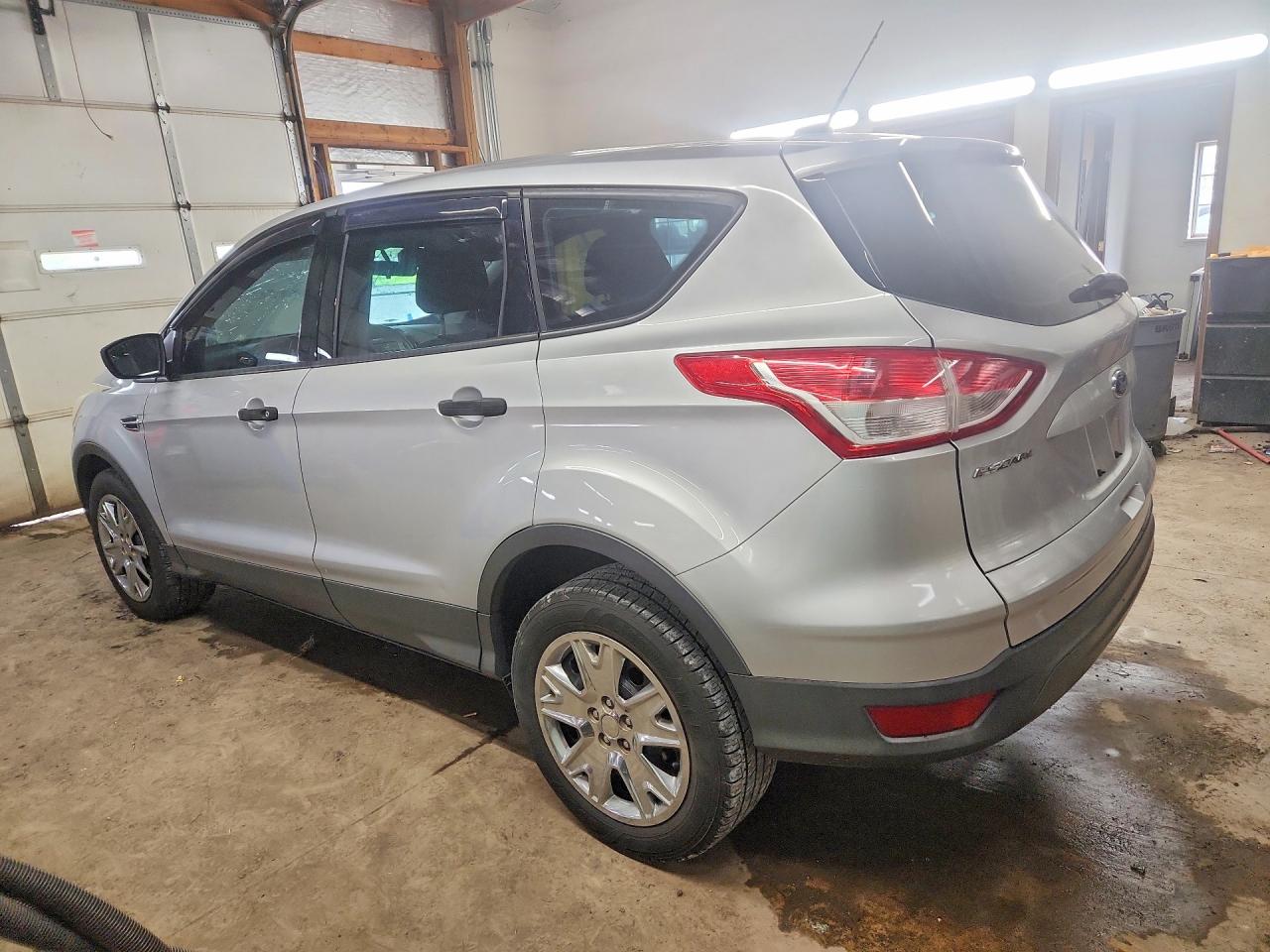 Ford Escape S