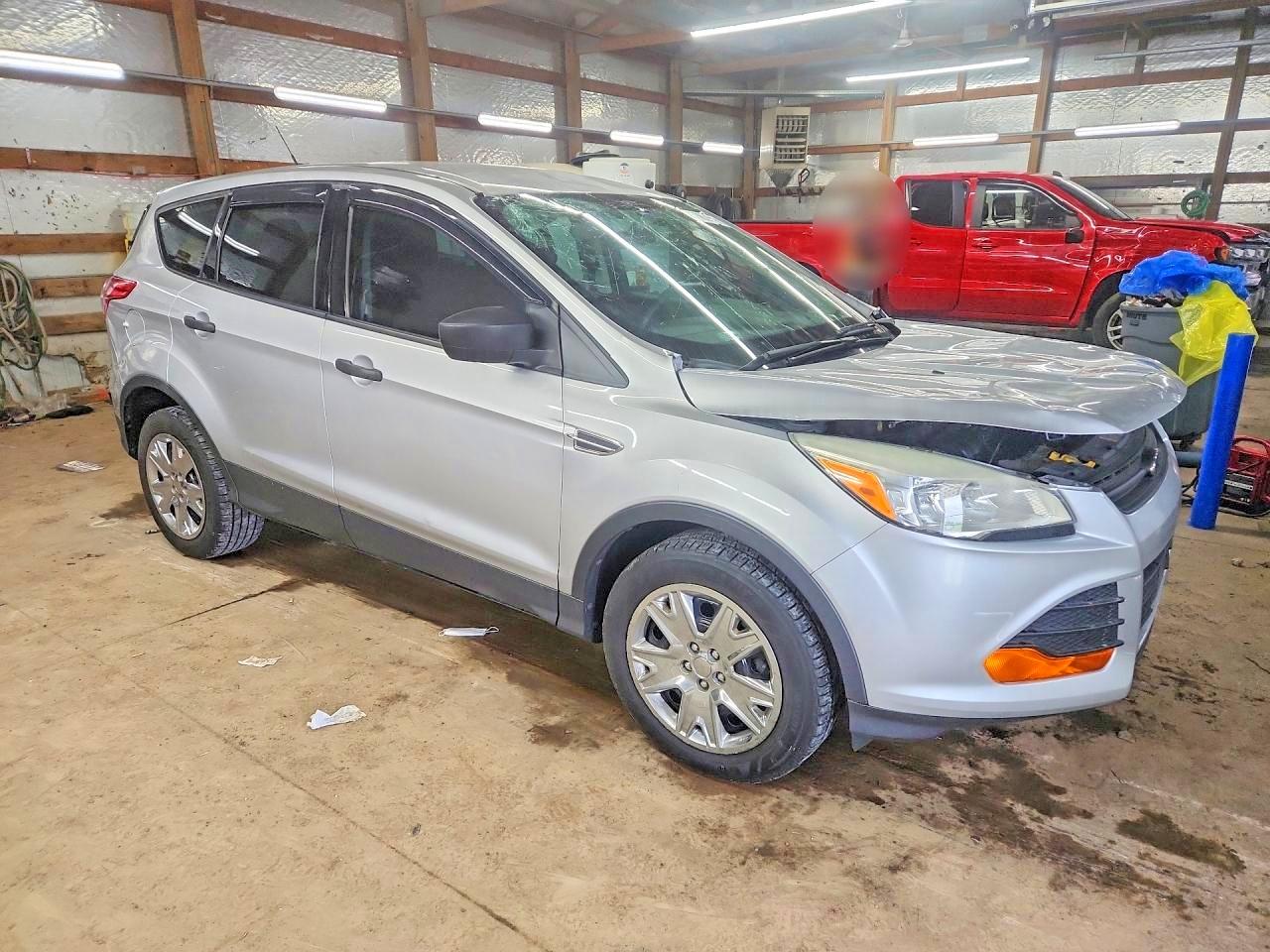Ford Escape S