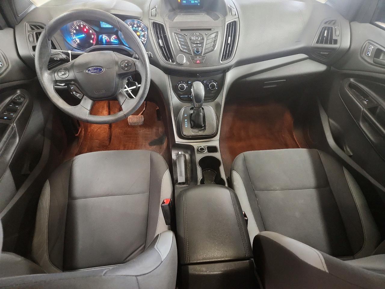 Ford Escape S