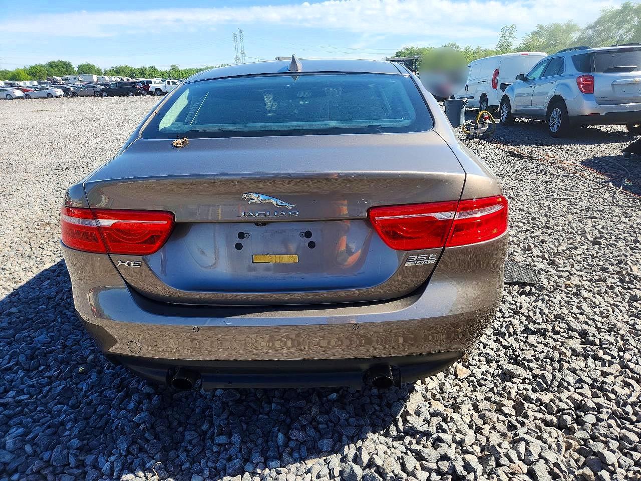 Jaguar XE Prestige