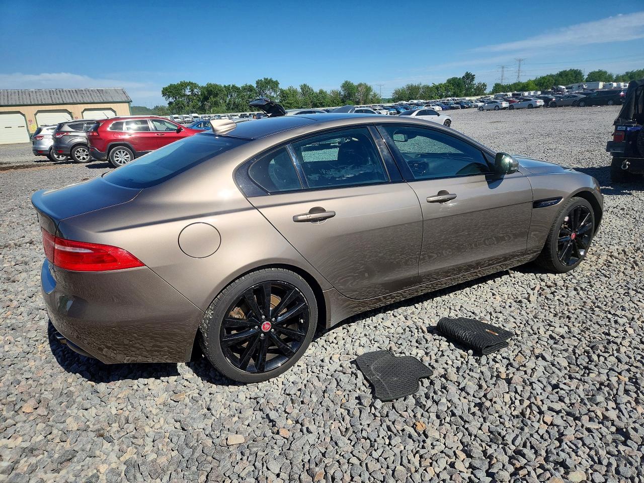 Jaguar XE Prestige