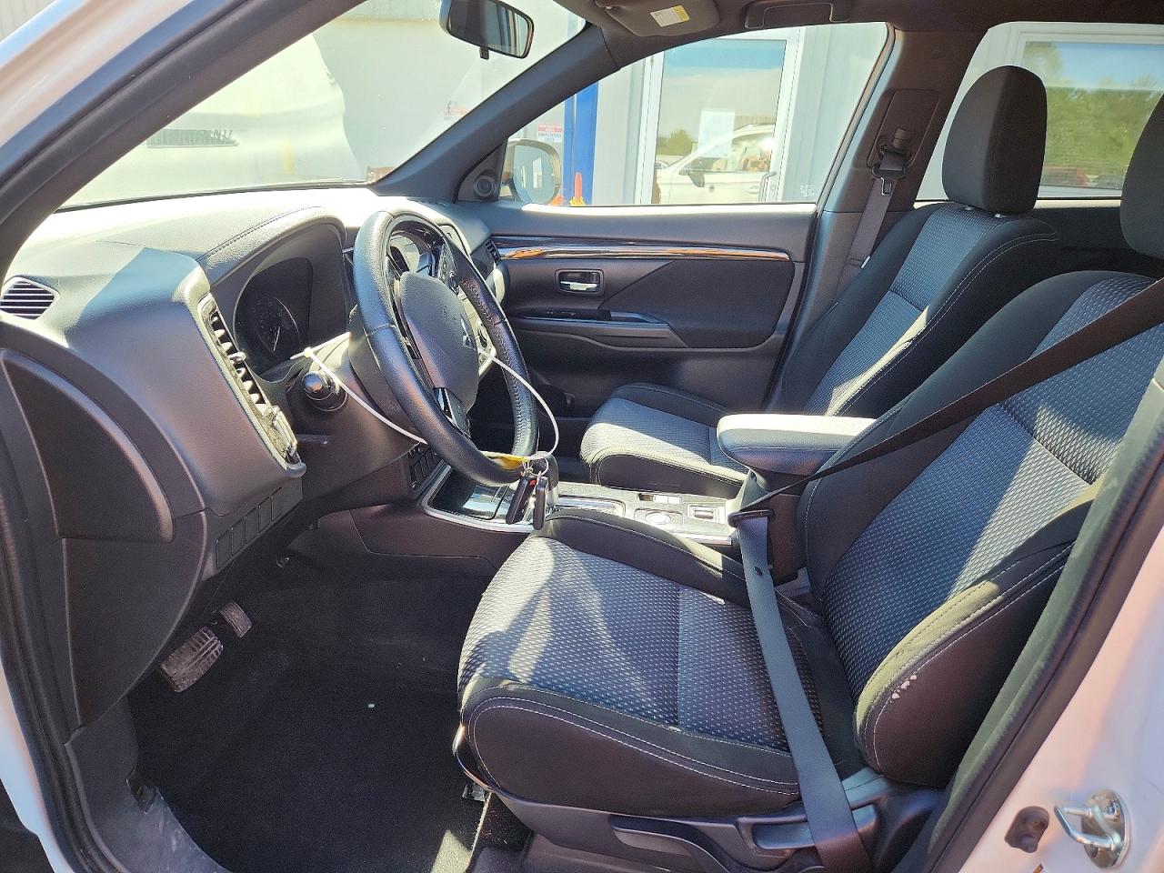 Mitsubishi Outlander Se