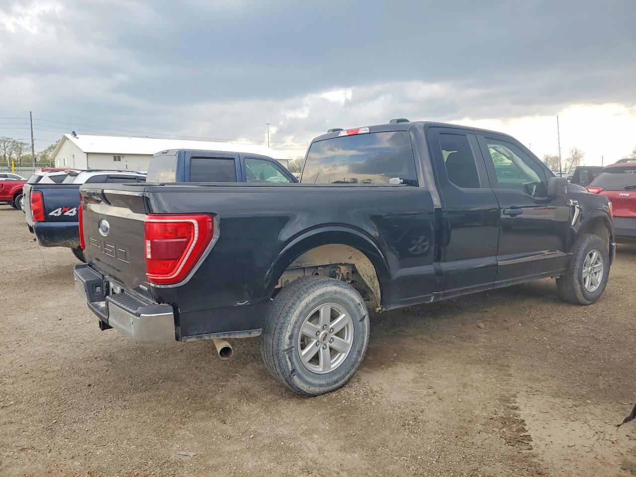 Ford F-150 Super Cab