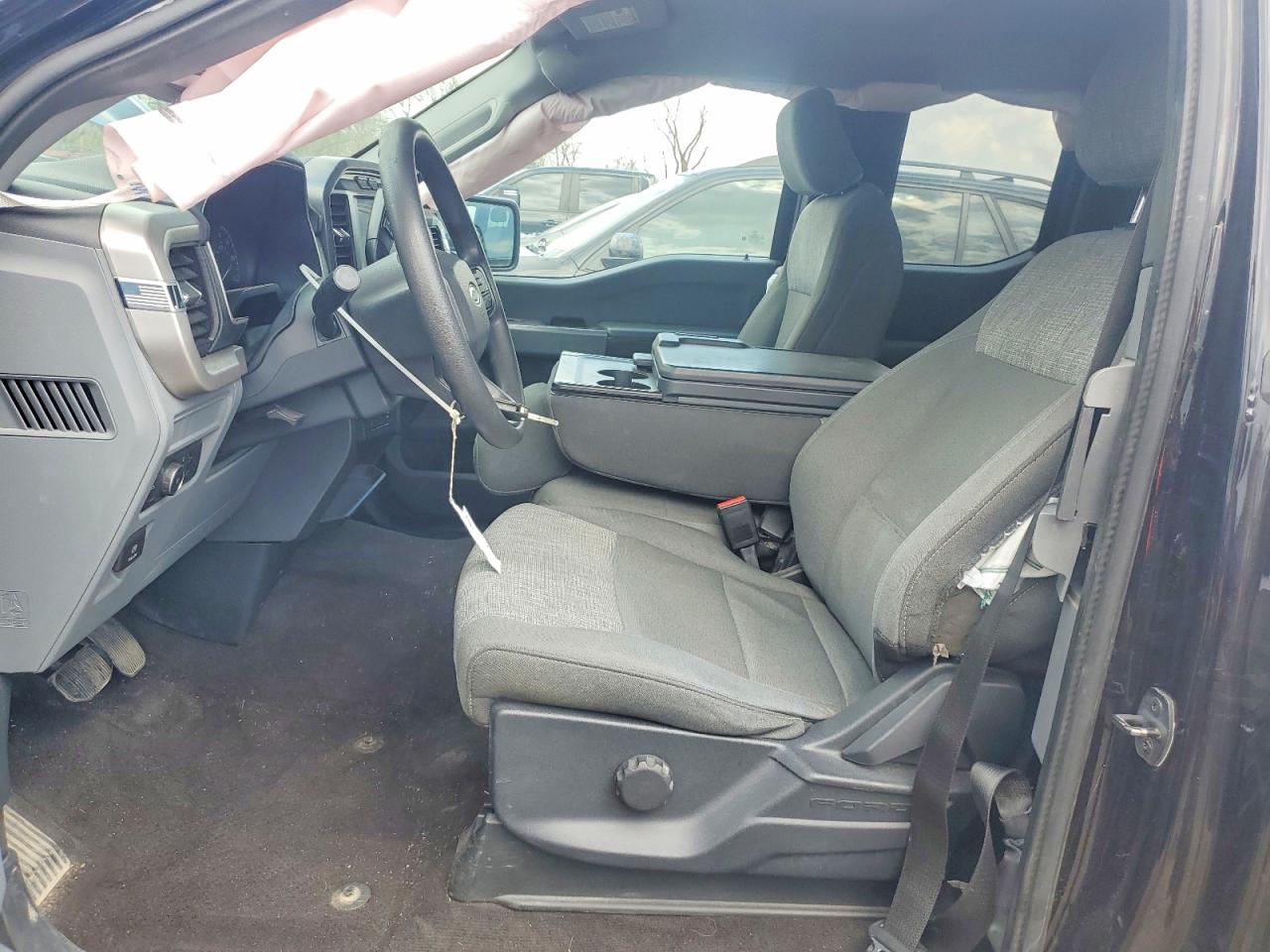 Ford F-150 Super Cab