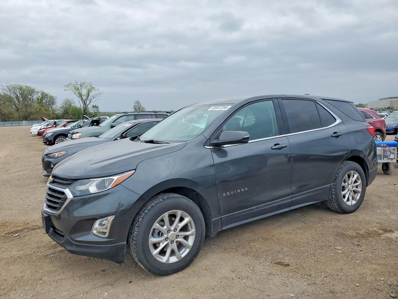 Salvage Chevrolet Equinox Image