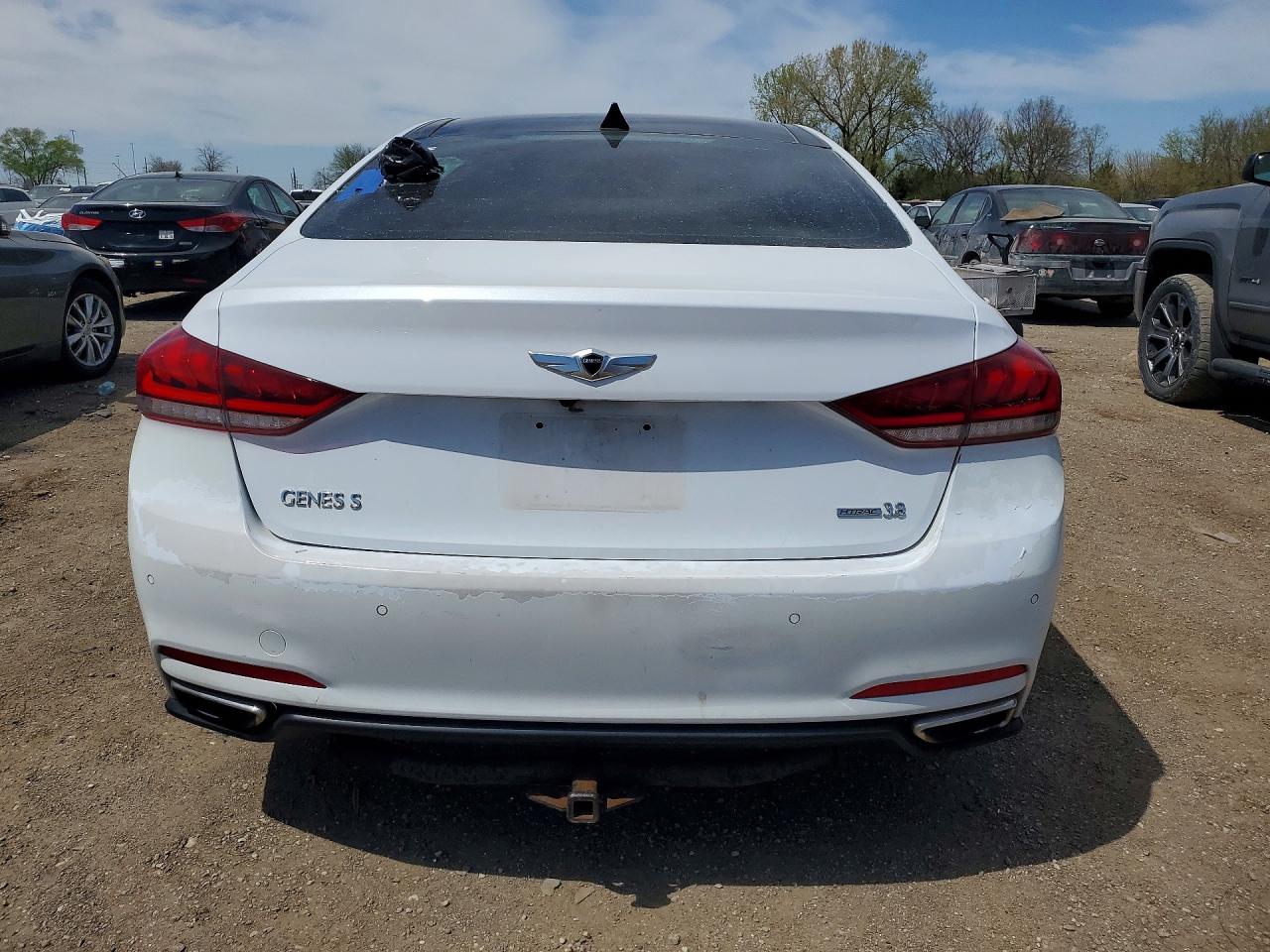 Hyundai Genesis 3.8l