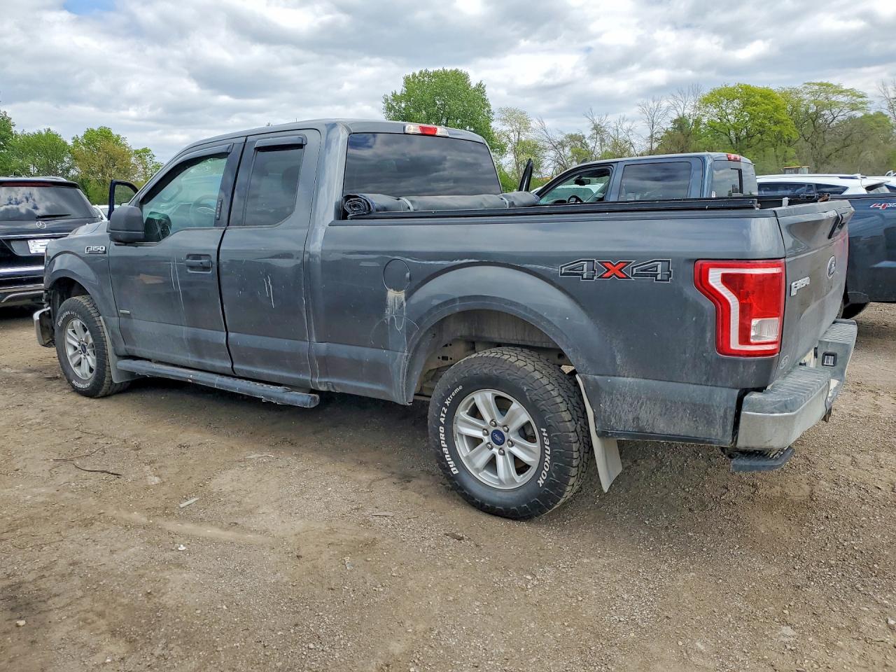 Ford F-150 Super Cab