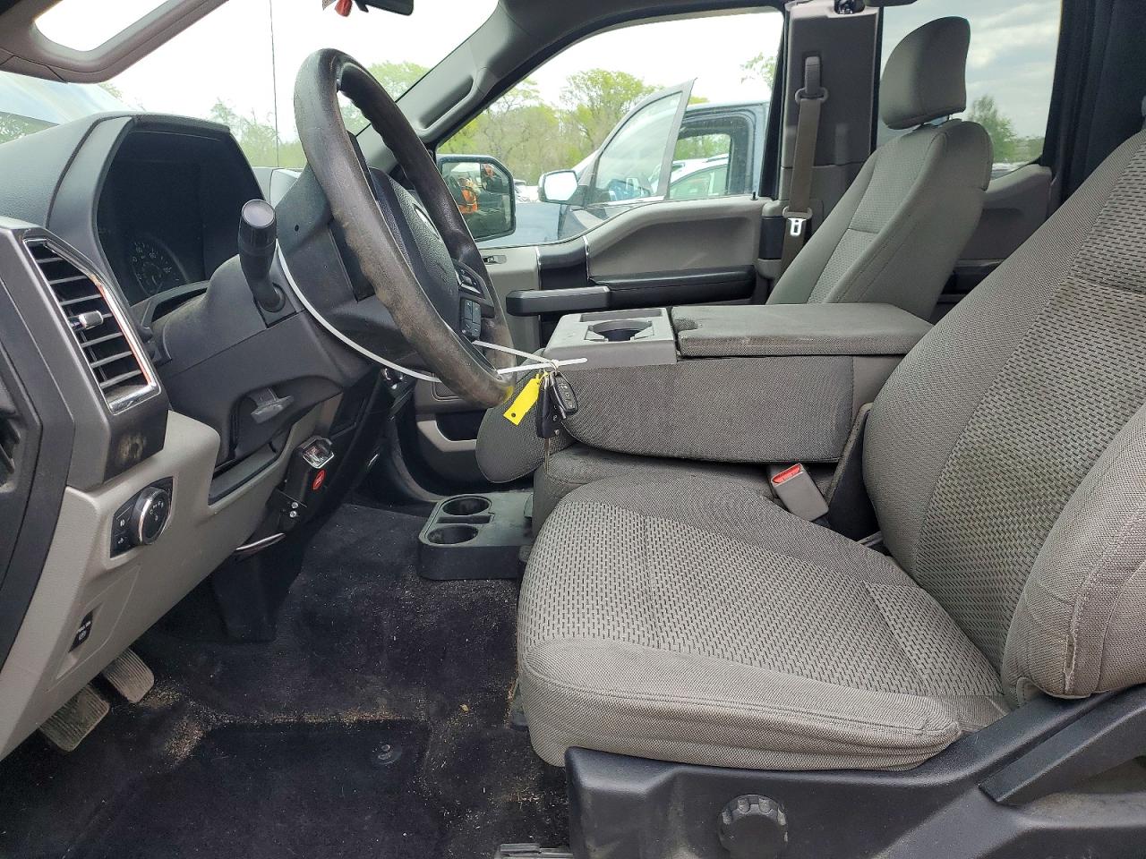 Ford F-150 Super Cab
