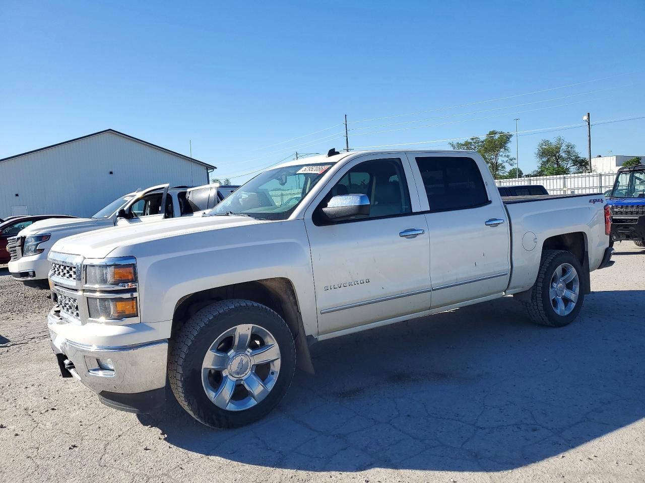 Salvage Chevrolet Silverado Image
