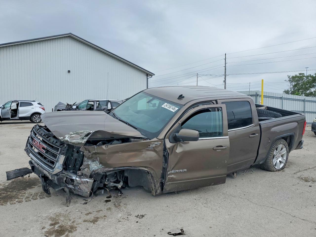 Salvage GMC Sierra Image