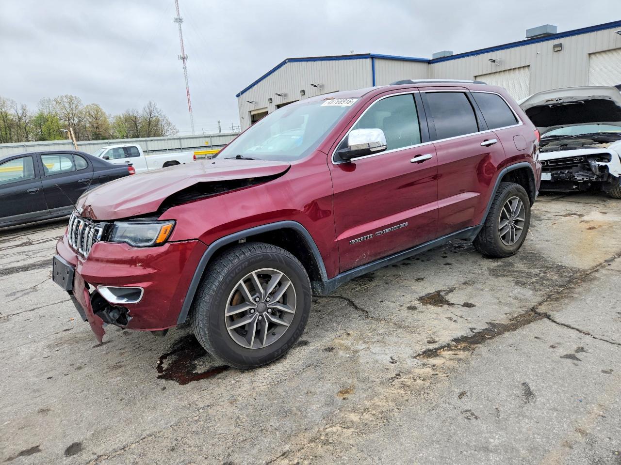 Salvage Jeep Grand Cherokee Image