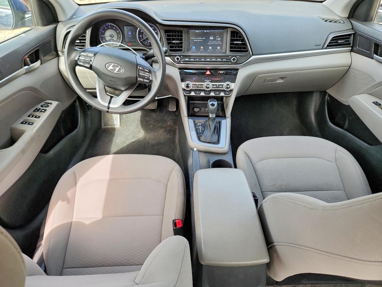 Hyundai ELANTRA Sel