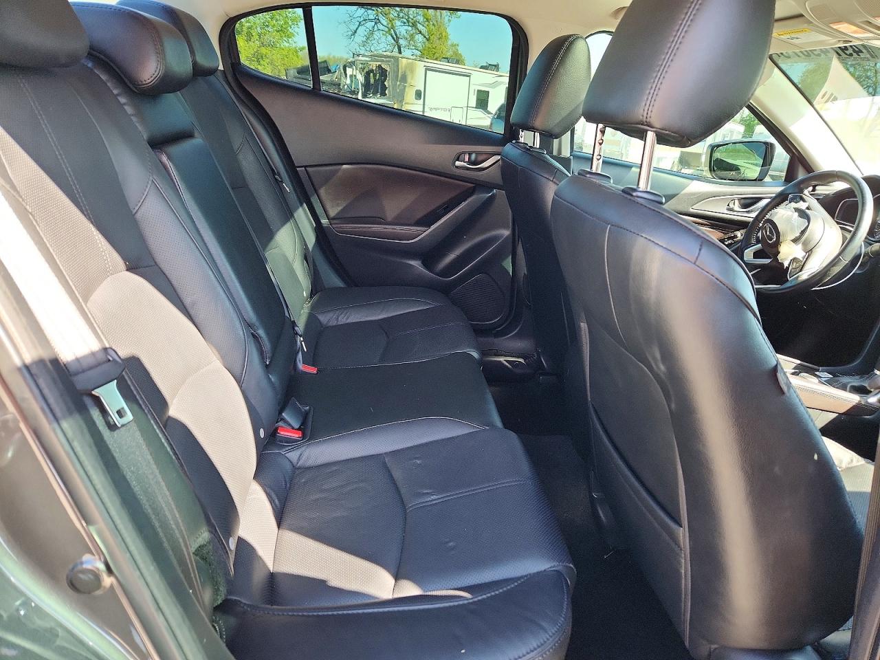 Mazda 3 Grand Touring