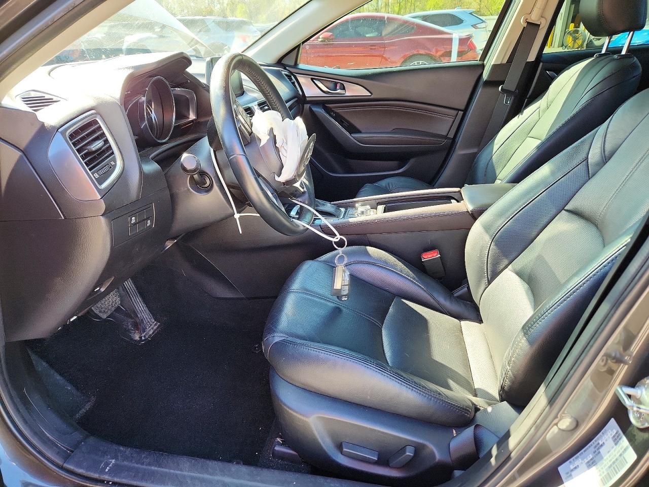 Mazda 3 Grand Touring