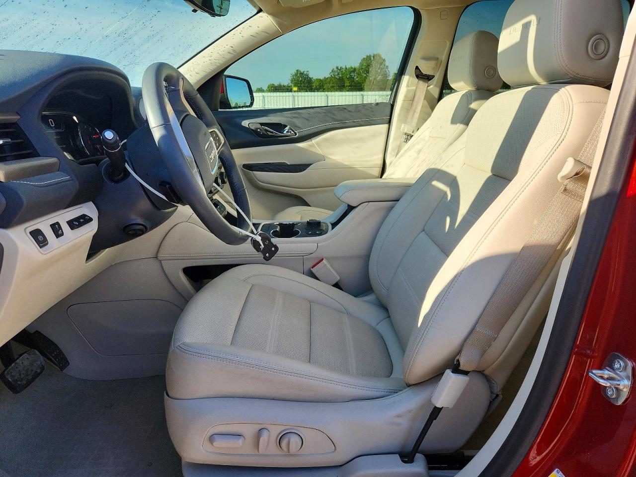 GMC Acadia Denali